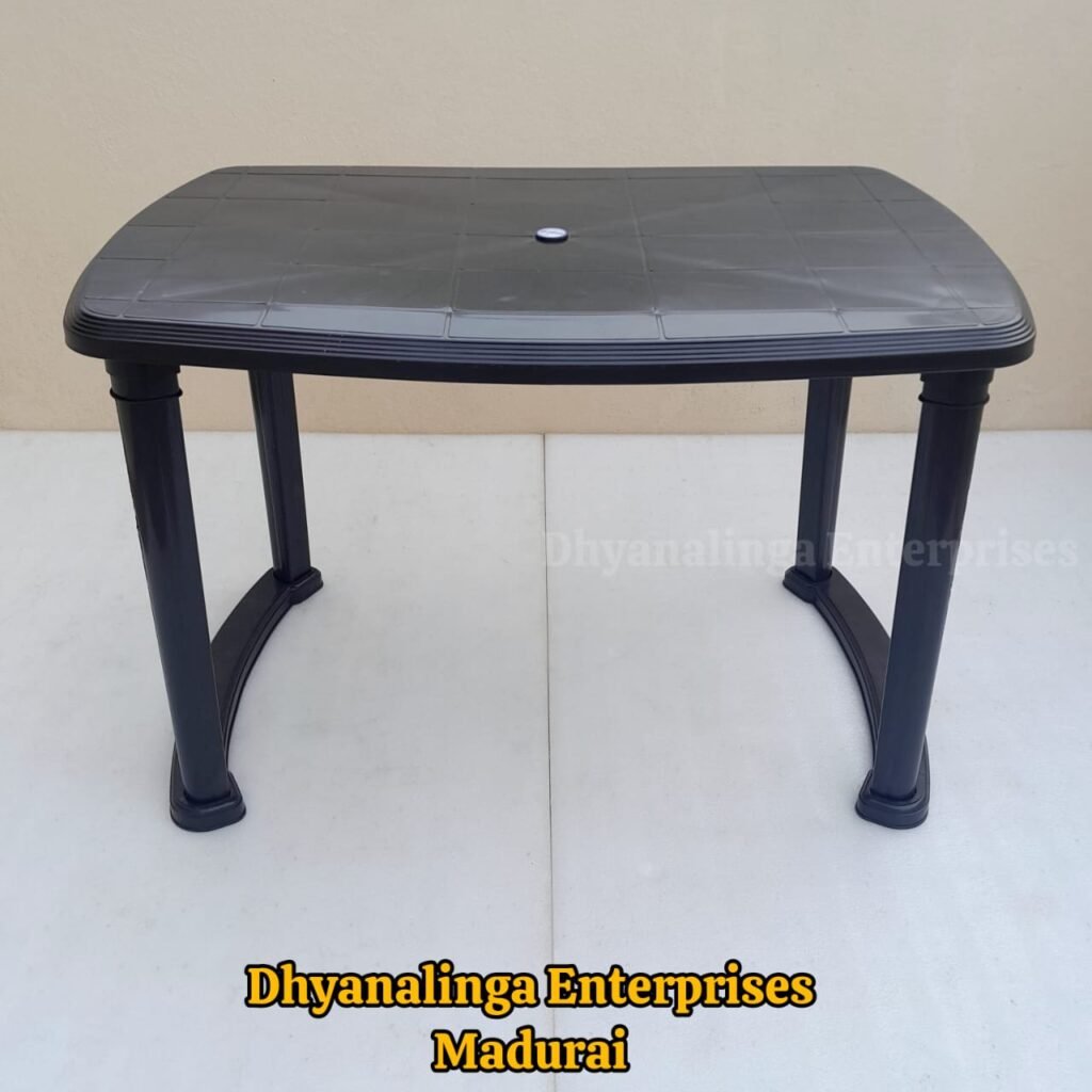 Plastic Dining Table